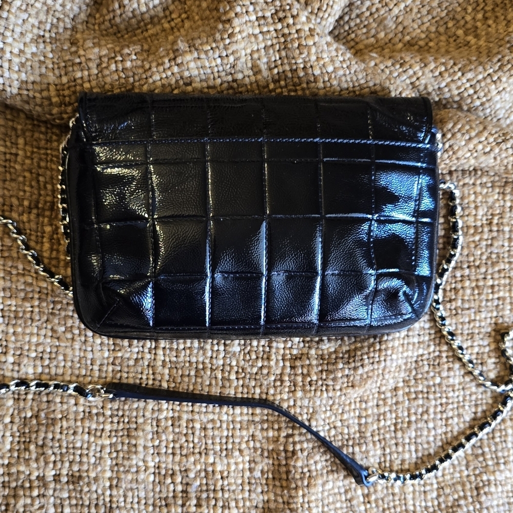 Tory Burch Marion Crossbody/Clutch Glossy Patent Purse - Picture 2 of 16
